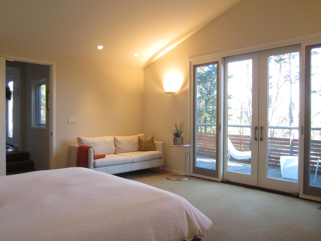 Castle Rock House contemporary-bedroom