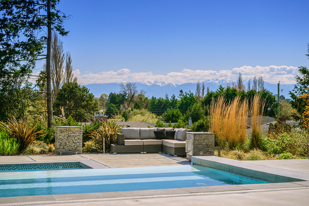 Inspiration for a contemporary pool in Vancouver.