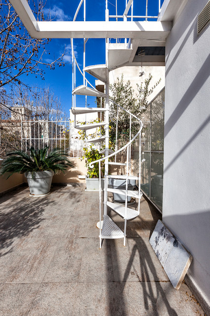 Private apartment contemporary-deck