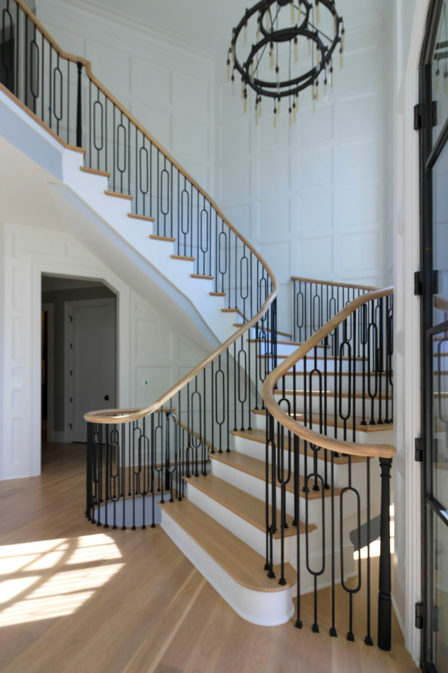 95_Remarkable and elegant floating elliptical staircase, McLean, VA 22101