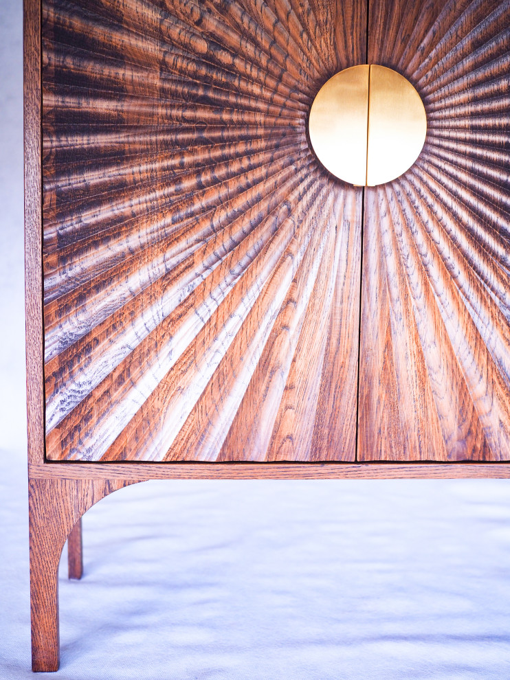 Тумбы и комоды