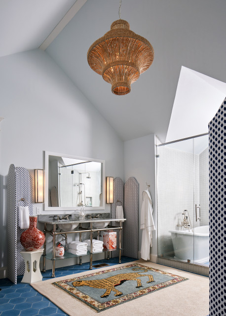 Eagle Shores beach-style-bathroom