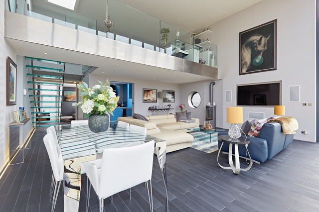 Thames Reach contemporary
