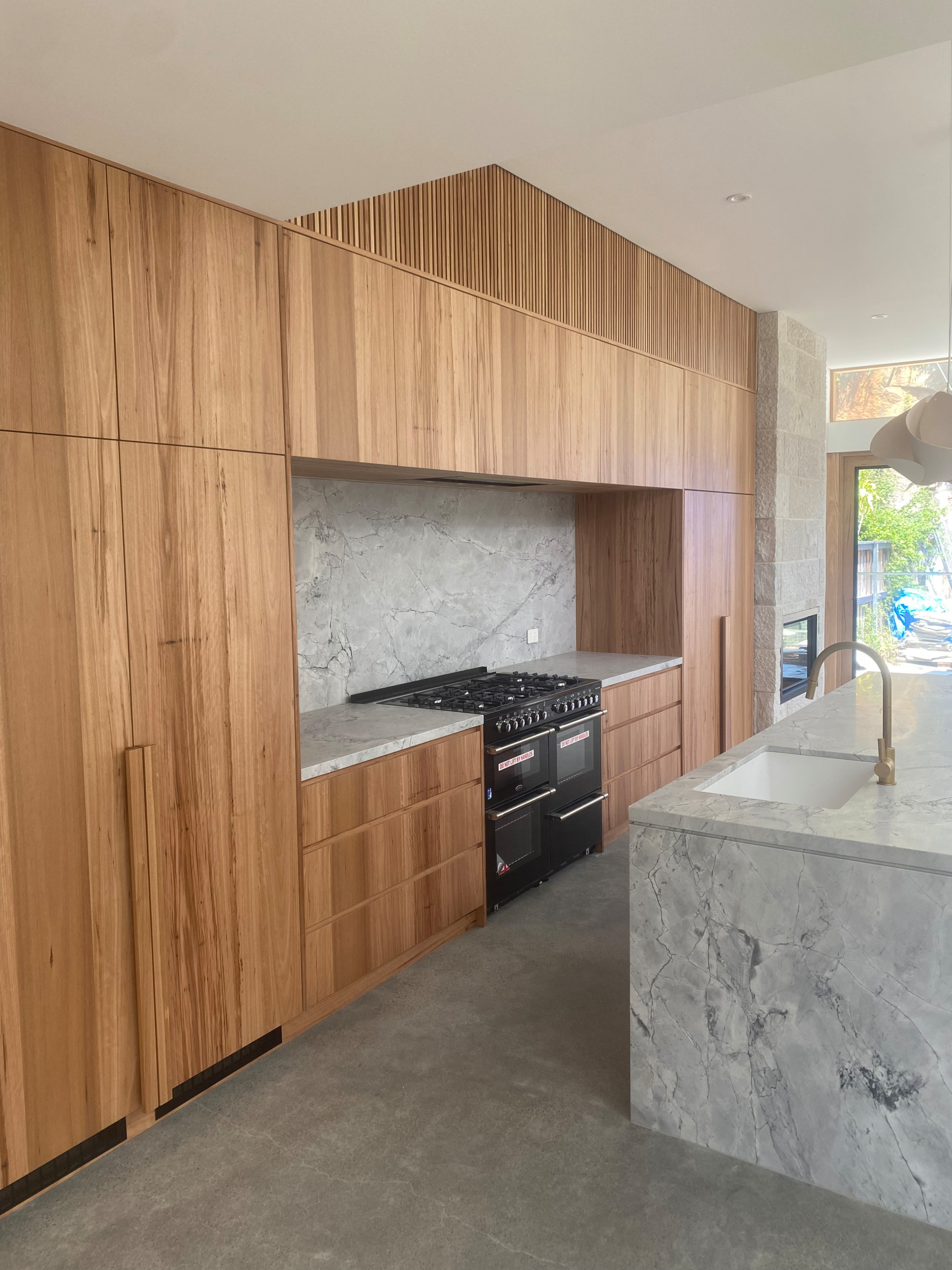 Modern Timber Veneer Kitchen