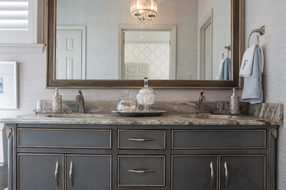 Home design - transitional home design idea
