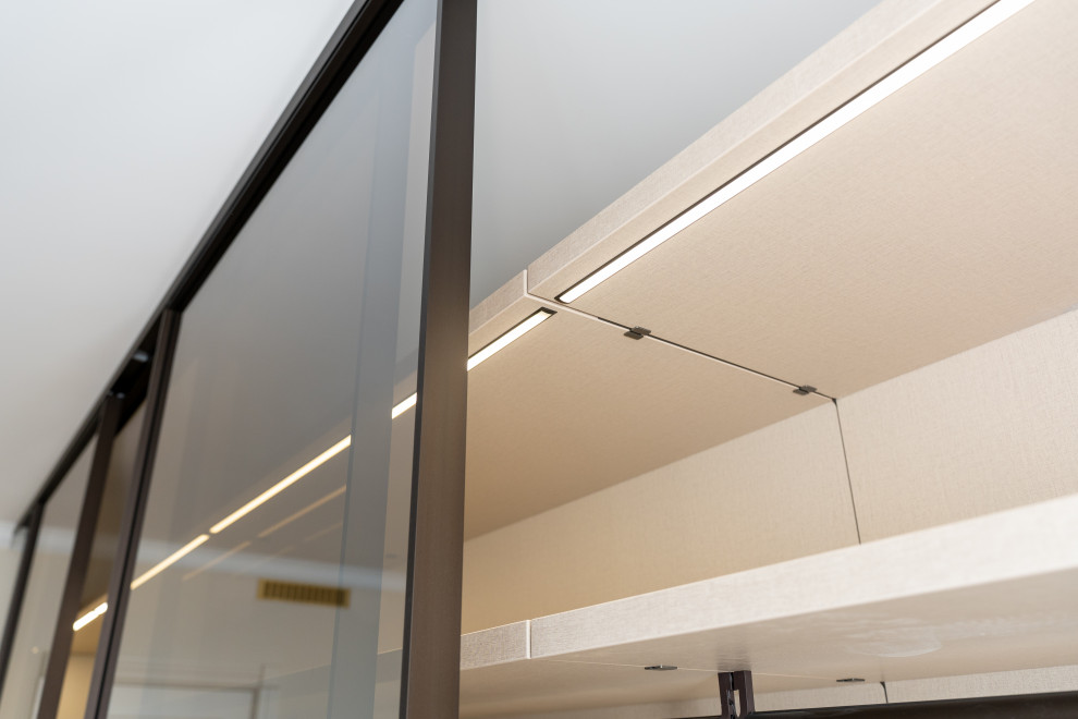 Воздушная гардеробная APPERIA для сталинки в центре Москвы