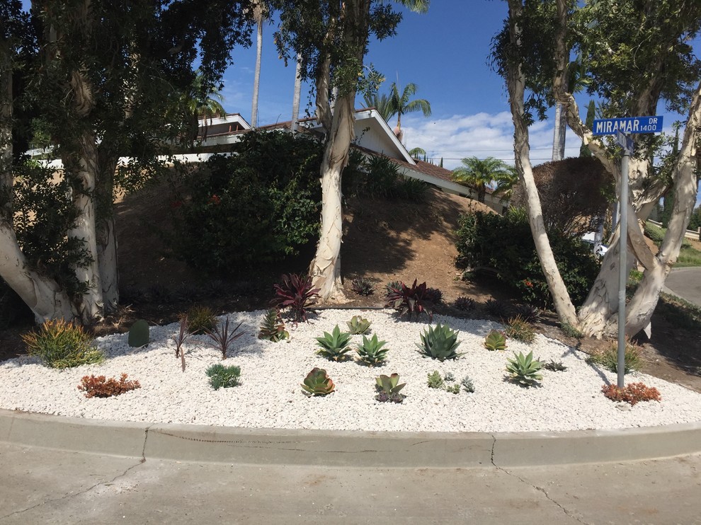 Design ideas for a landscaping in Orange County.