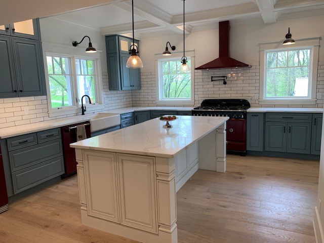 Statement Color Kitchen traditional-kitchen