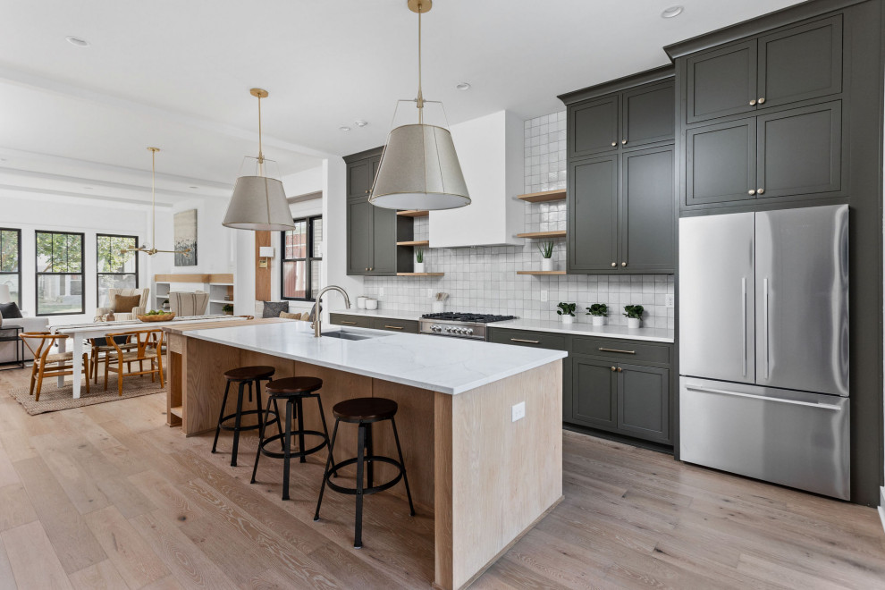 Transitional kitchen photo in Indianapolis