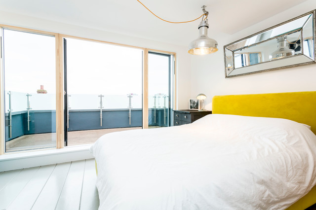 Roof Top Extension / Loft Conversion Old Portsmouth coastal-bedroom
