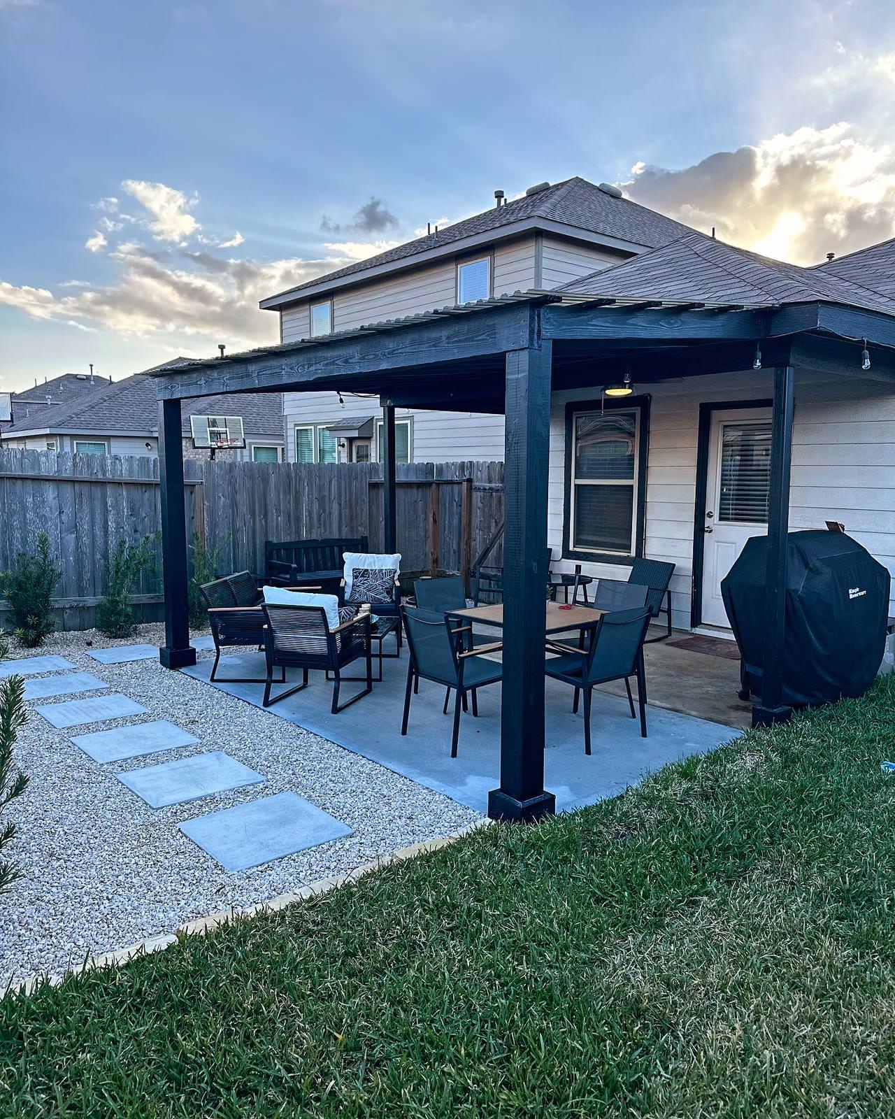 Savanna Pasture Front and Backyard Makeover!