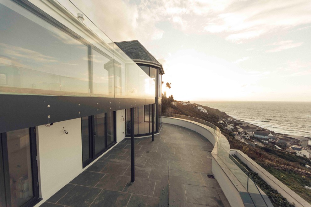 Design ideas for a contemporary exterior in Cornwall.
