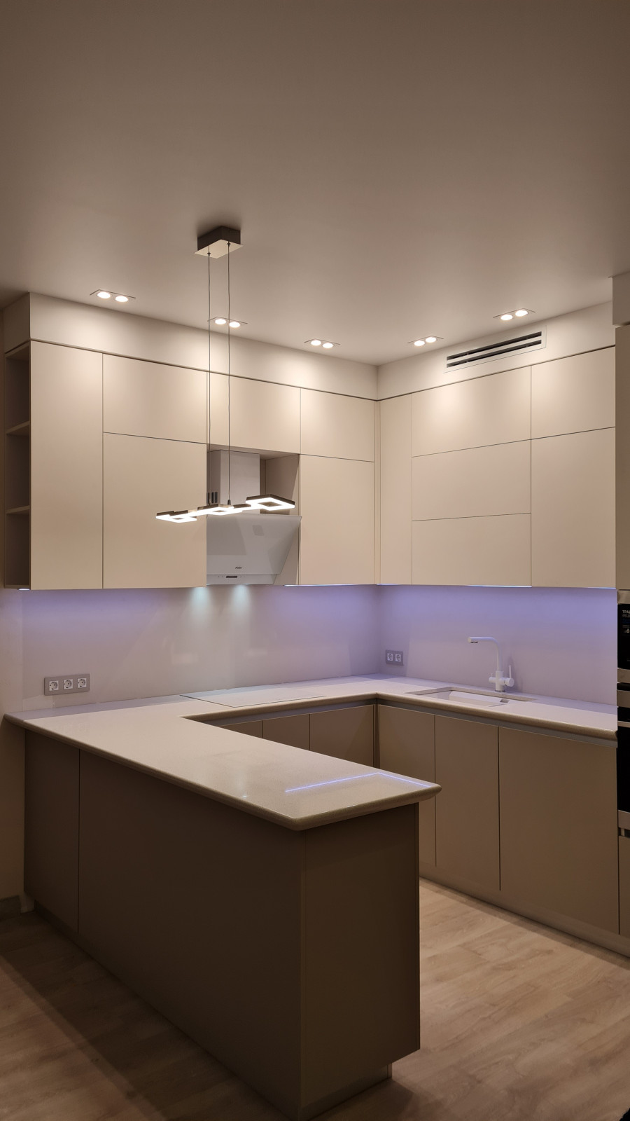 Столешница из кварцевого агломерата