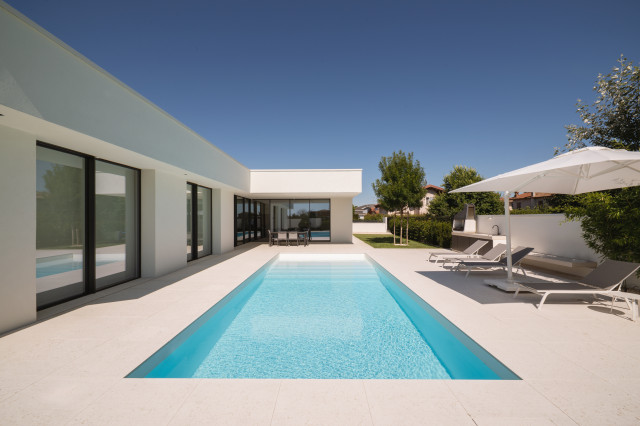 CASA ORA contemporary-pools-and-hot-tubs