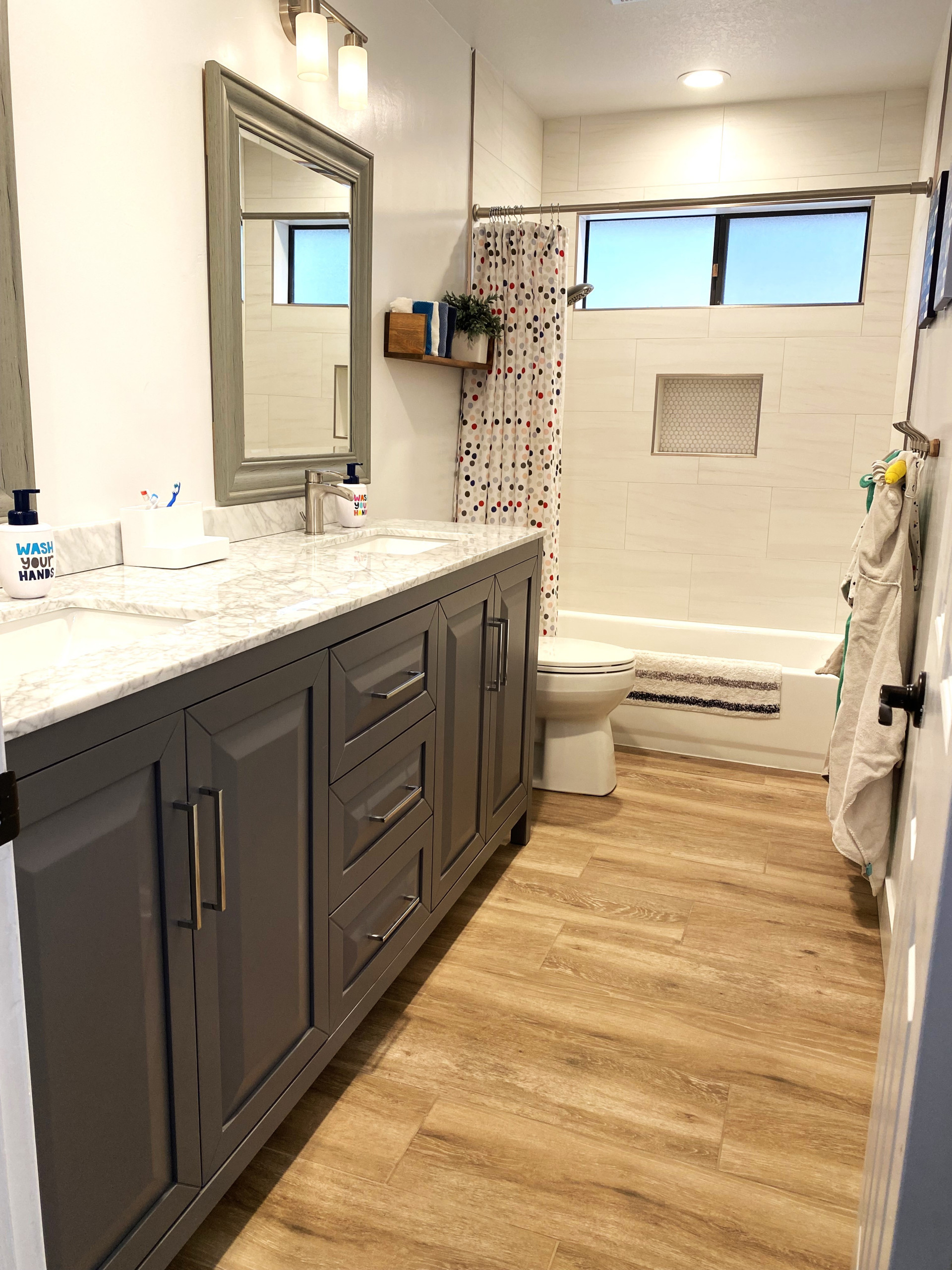 Colorful Contemporary Bathroom