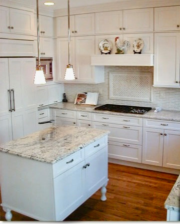 Traditional White Townhouse Kitchen