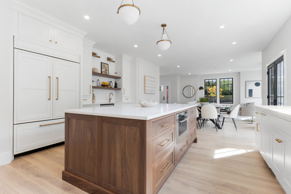 Kitchen - transitional kitchen idea in Boston