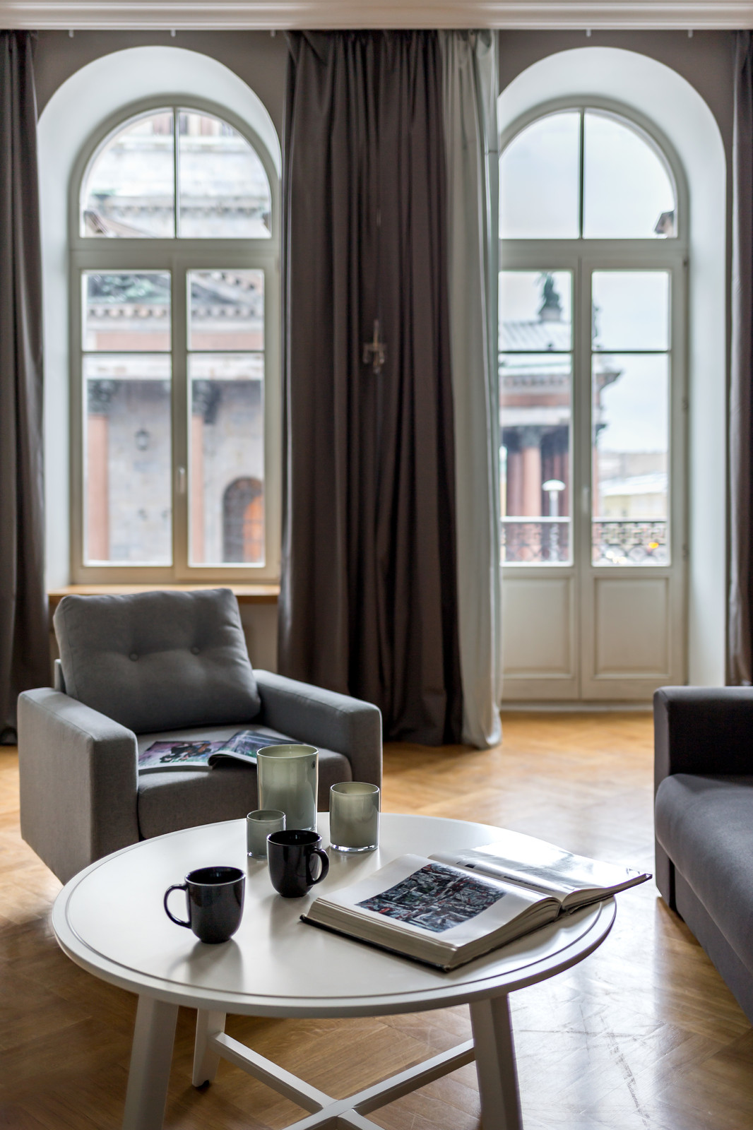 Квартира напротив Исаакиевского собора