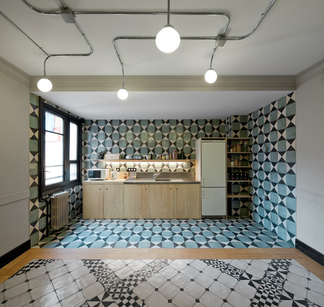 Hostal/Residencia de Estudiantes Nikbor eclettico-cucina