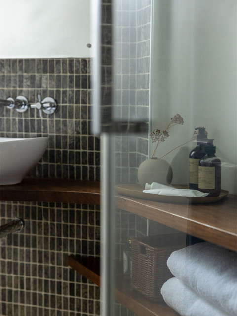 Bathroom renovation contemporary-badrum