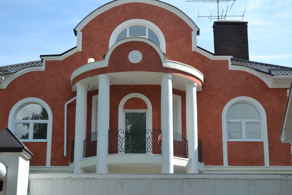 Фасад дома в Подмосковье - Классика