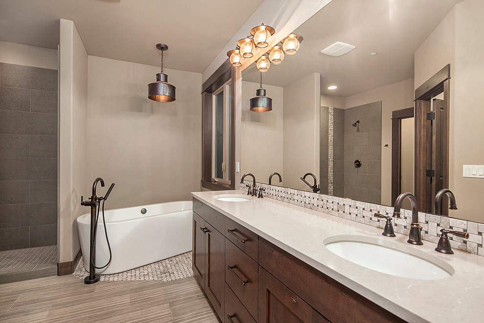 Mountain style bathroom photo in Seattle