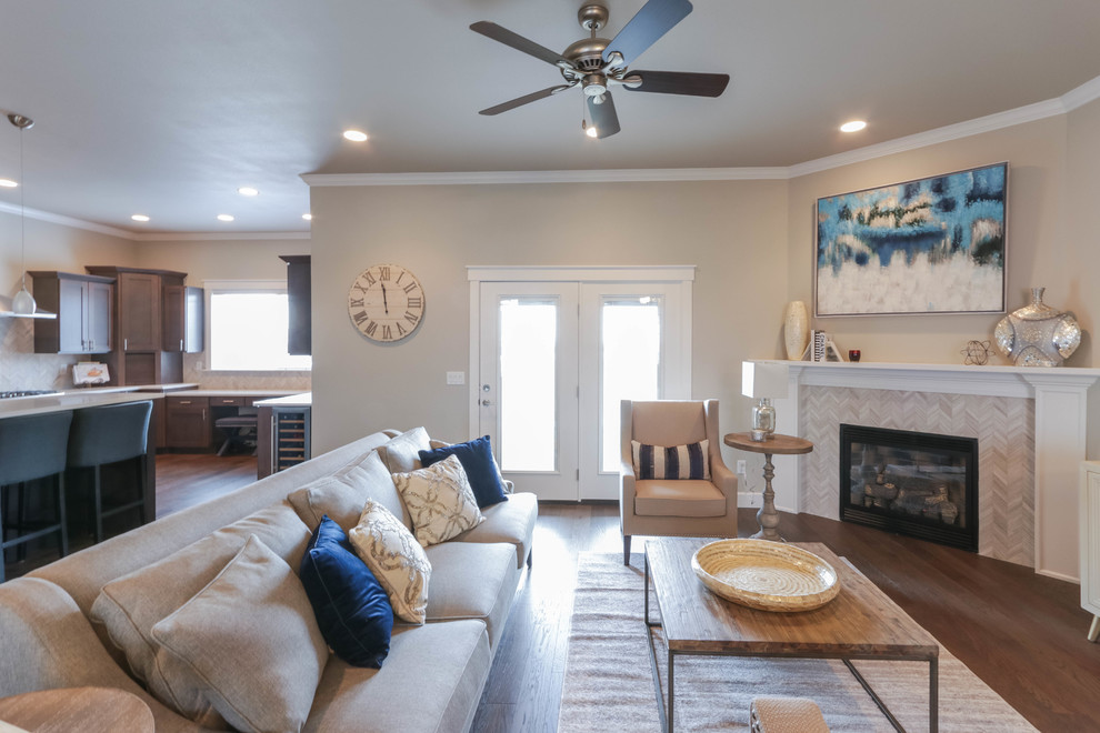 Transitional home design photo in Seattle