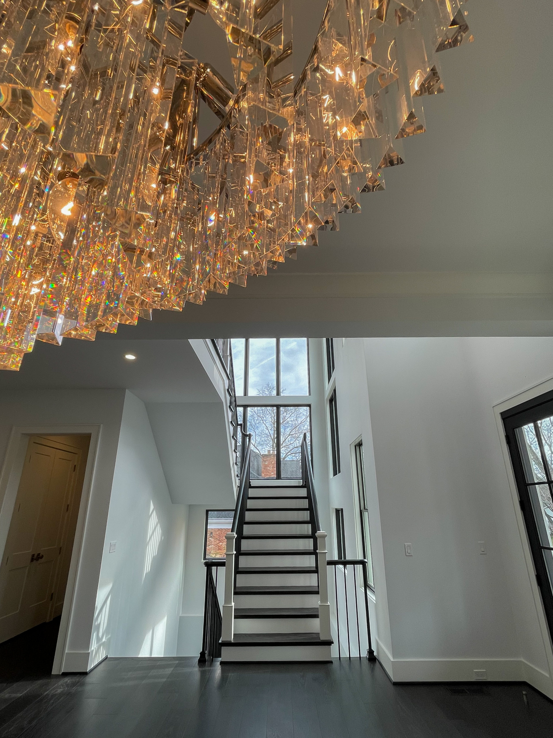 90_Classic Staircase with a Contemporary Twist, McLean VA 22101