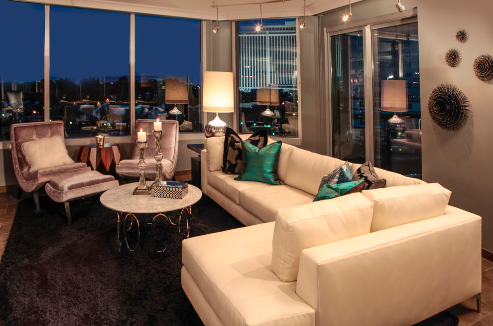 Contemporary living room in Las Vegas.