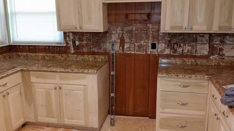 Example of a transitional kitchen design in Birmingham