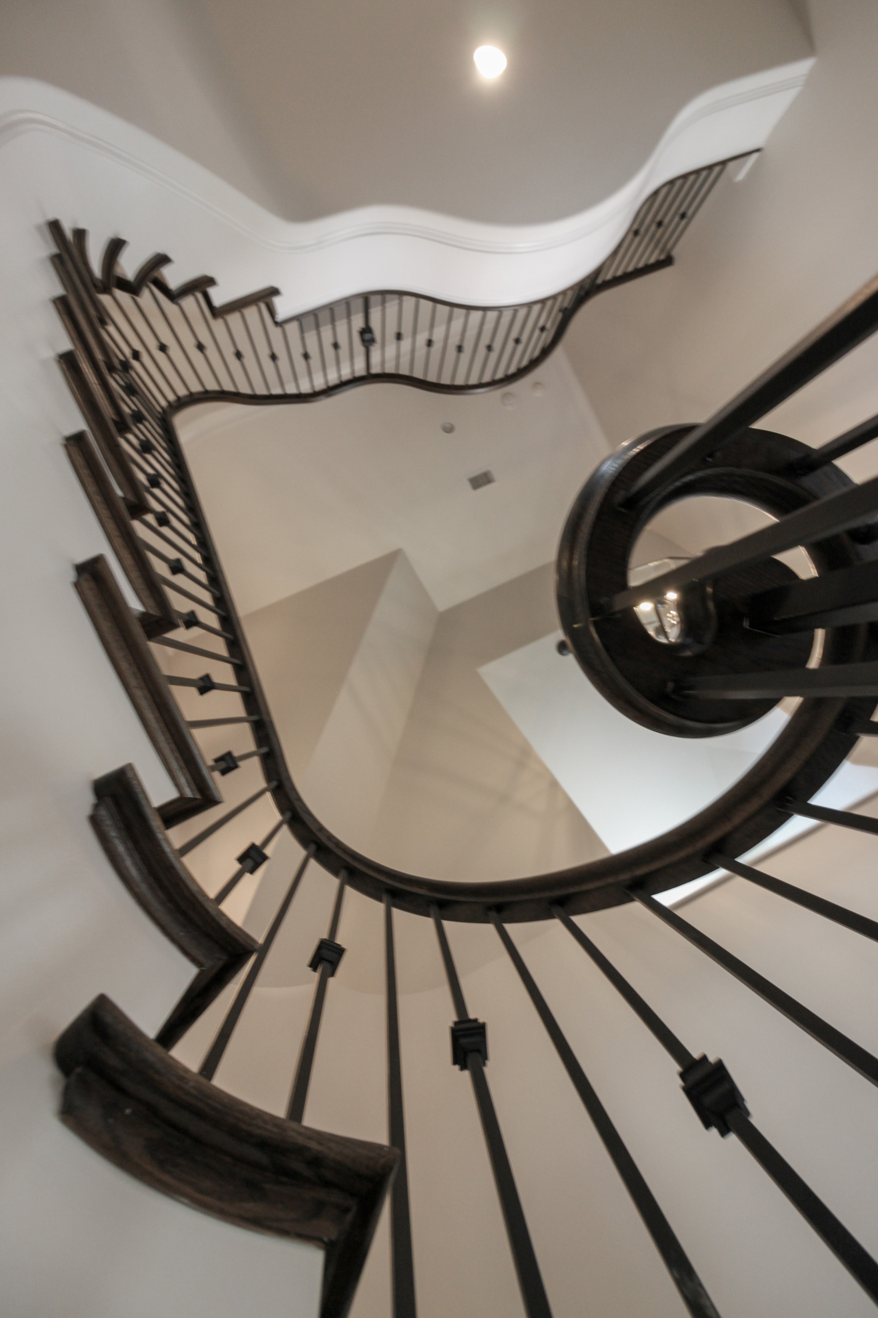 86_ Gorgeous Floating Curved Staircase, McLean VA 22066