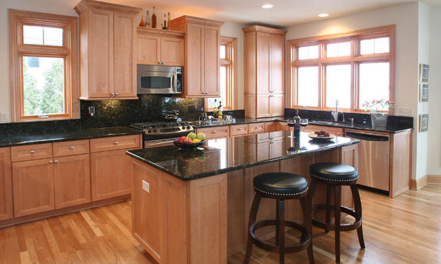 Kitchen Remodeling - Traditional - Kitchen - Milwaukee - by K.G. Stevens