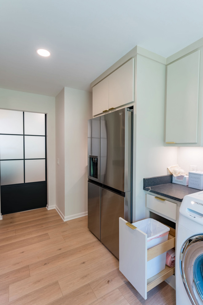 Modern Kitchen and Laundry Room