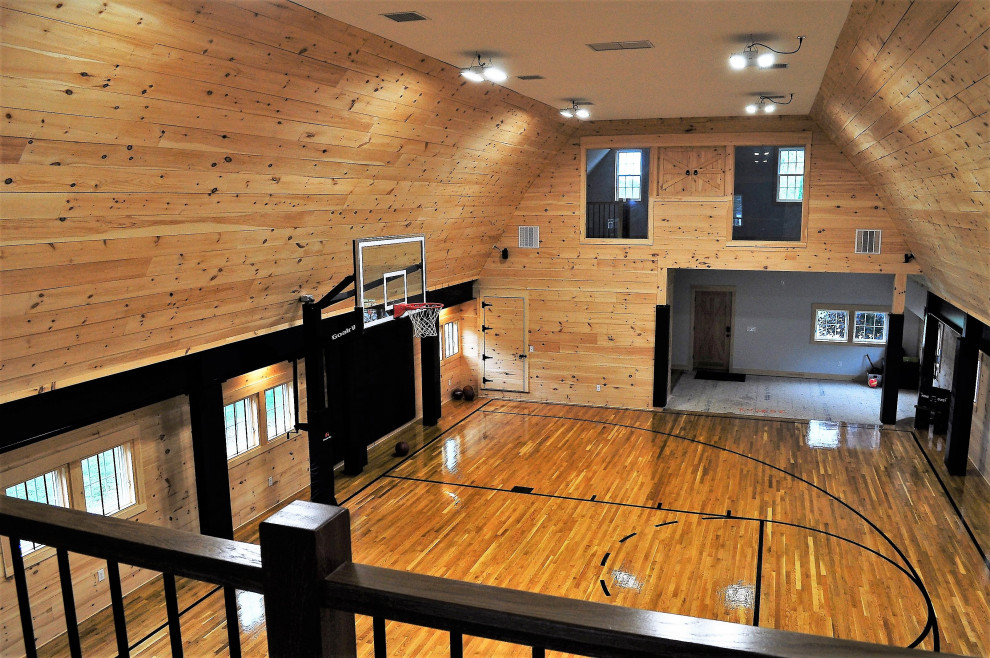 Home design - transitional home design idea in Boston