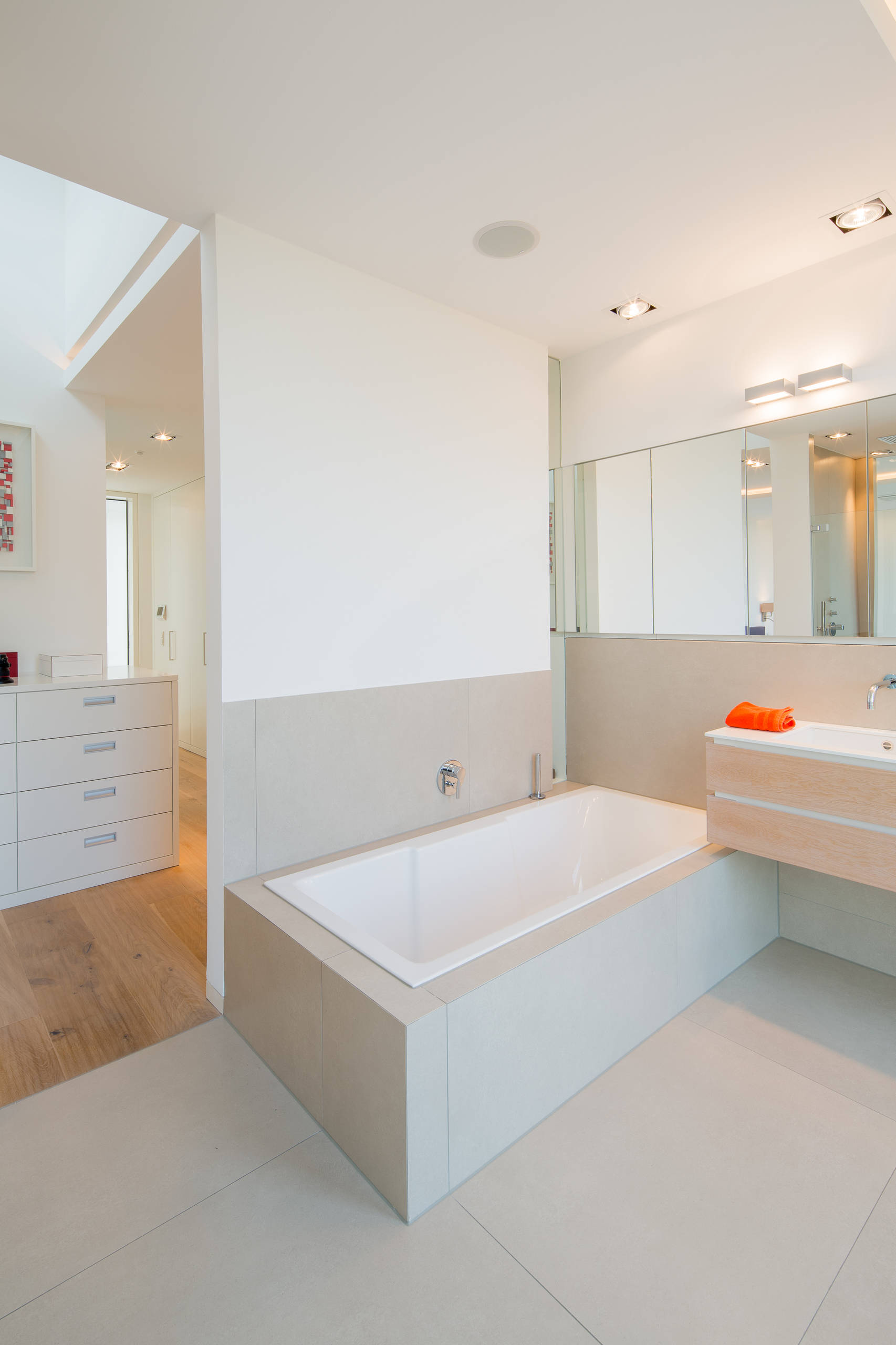75 Beautiful Bathroom With Beige Cabinets And Solid Surface Countertops Pictures Ideas Houzz
