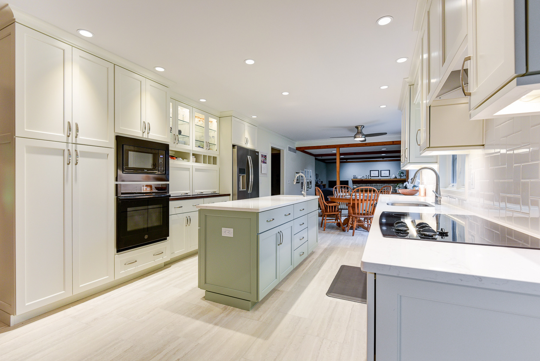 Modern Kitchen Champaign