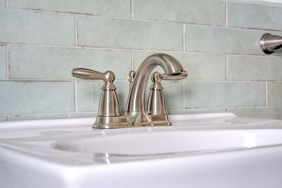 Fresh and Fabulous: Elevating a Bathroom