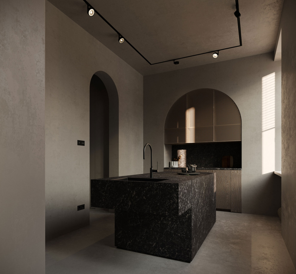 Offene, Zweizeilige, Große Nordische Küche mit flächenbündigen Schrankfronten, Küchenrückwand in Beige, Kücheninsel und schwarzer Arbeitsplatte in Mailand