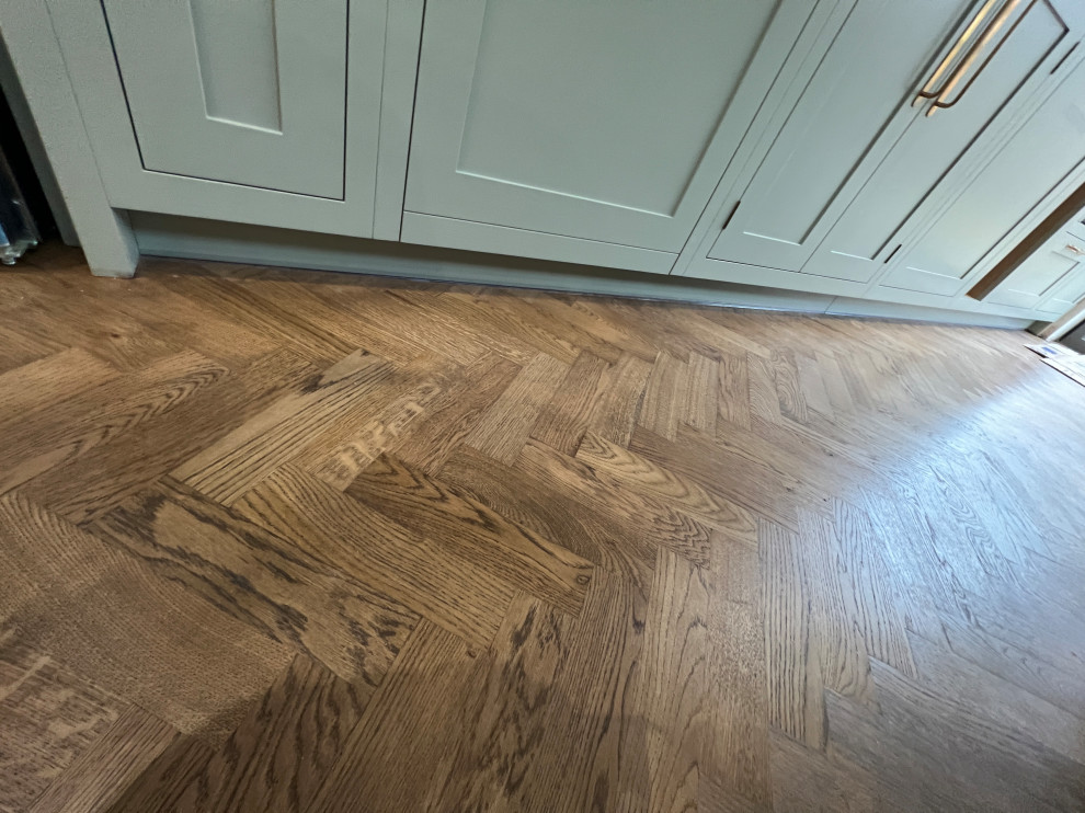 PLASTIC PLINTH SEALS FOR KITCHEN