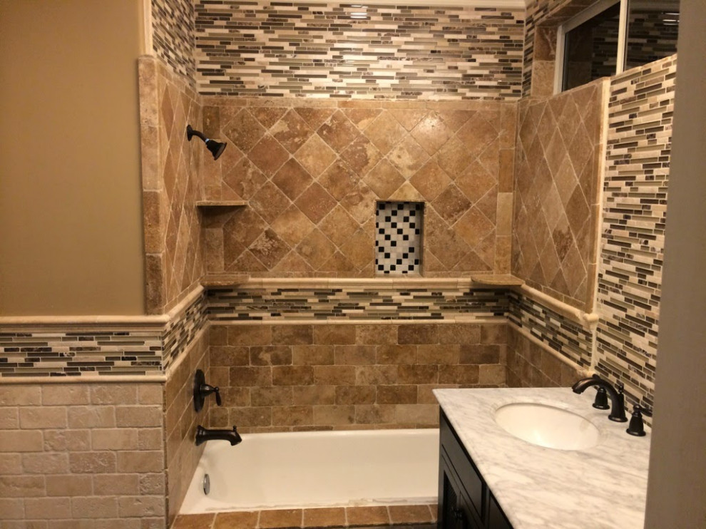 Bathroom - bathroom idea in Orange County