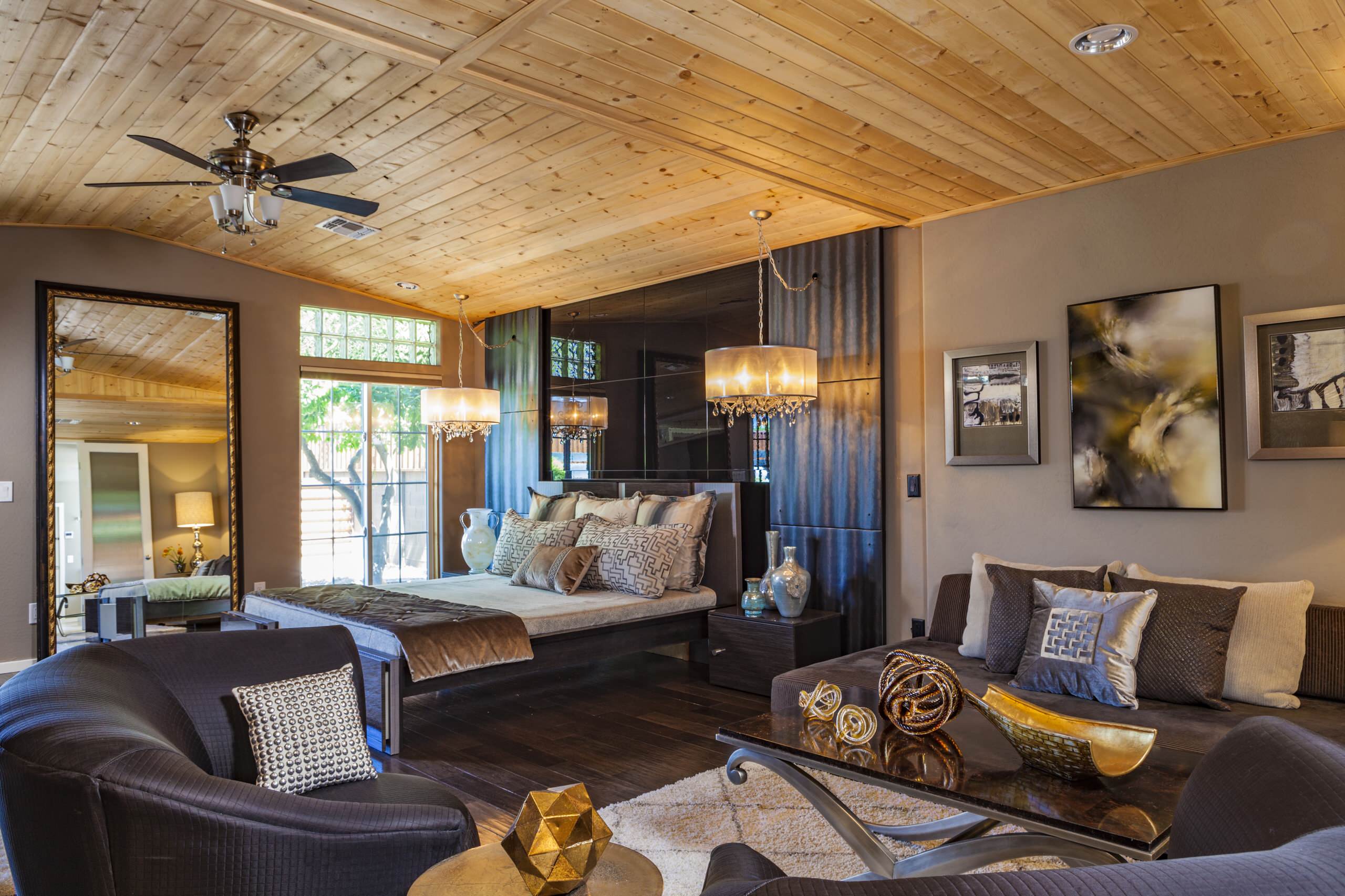 Bedroom - mid-sized modern master dark wood floor and brown floor bedroom idea in Phoenix with gray walls