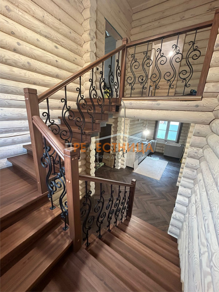 Лестница на второй этаж Тандем-34