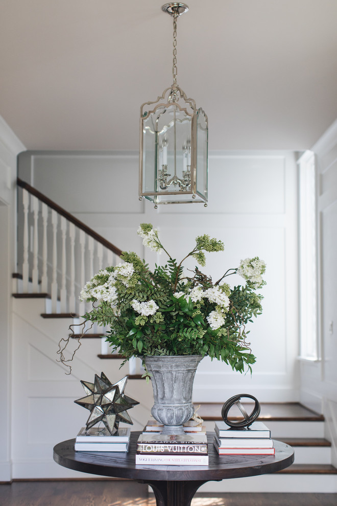 Home design - transitional home design idea in Chicago