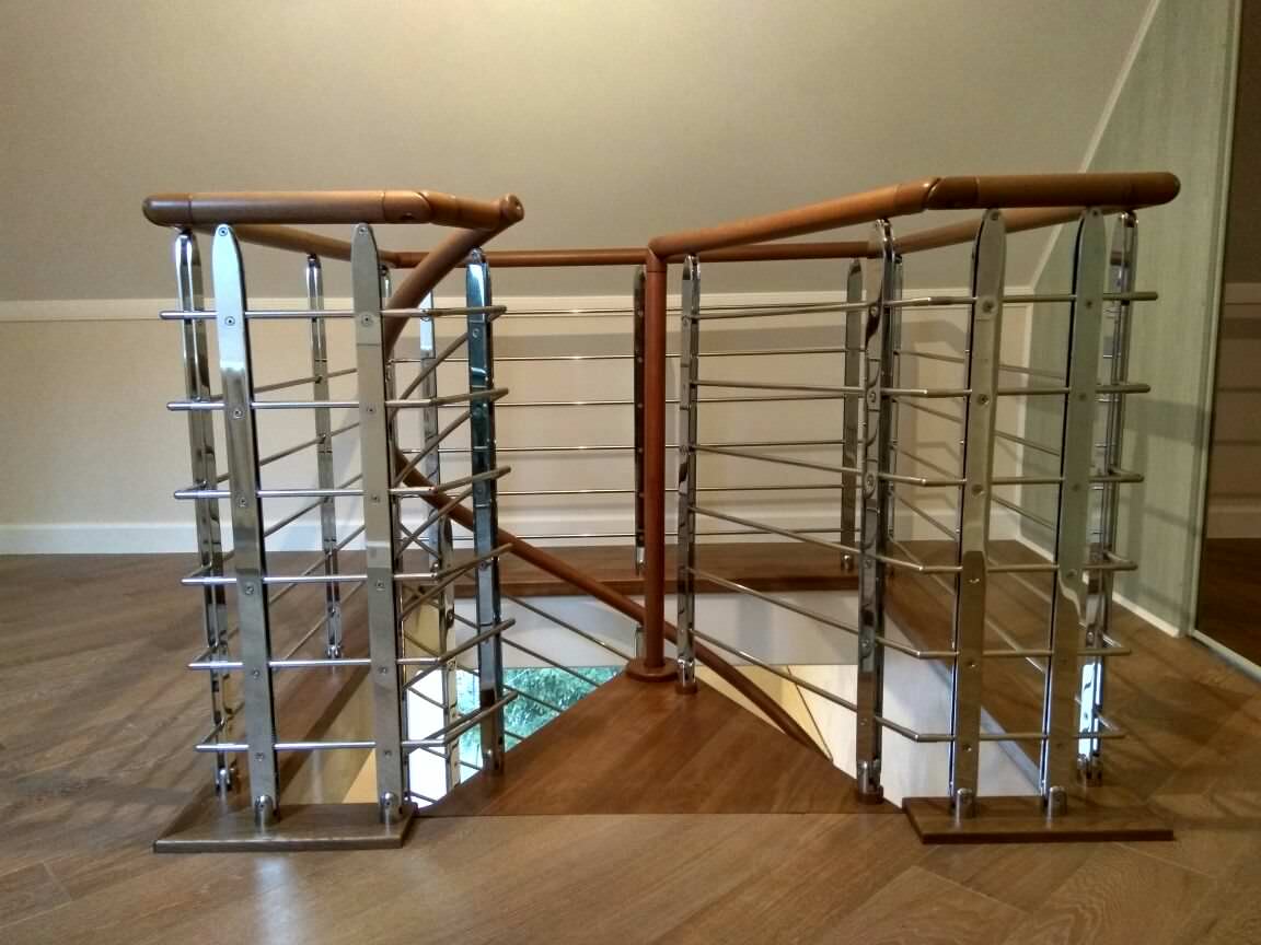 Винтовая итальянская лестница Trottola