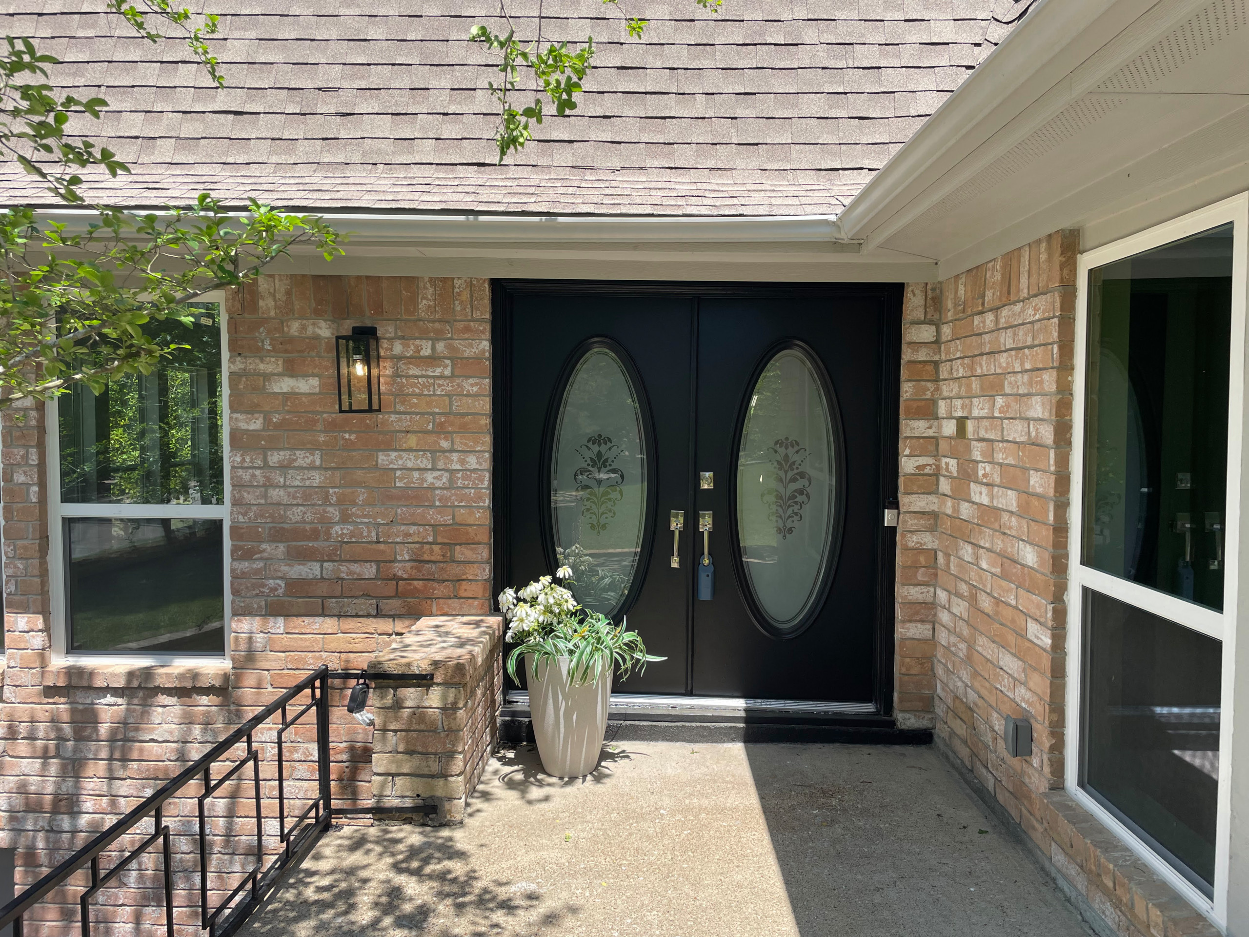 Green Briar Dr