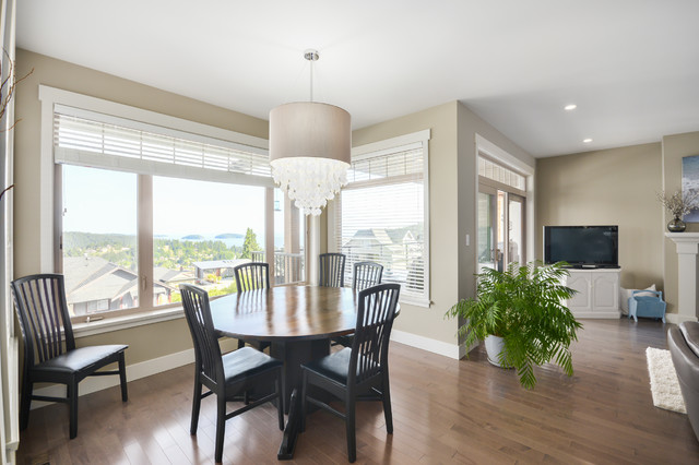 traditional dining room