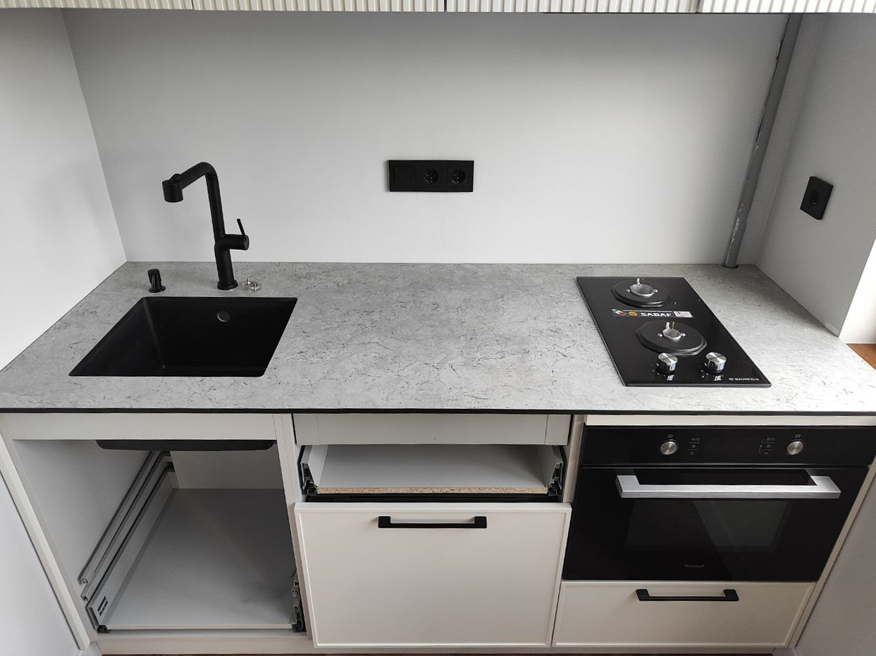 Столешница и HPL пластика на кухню