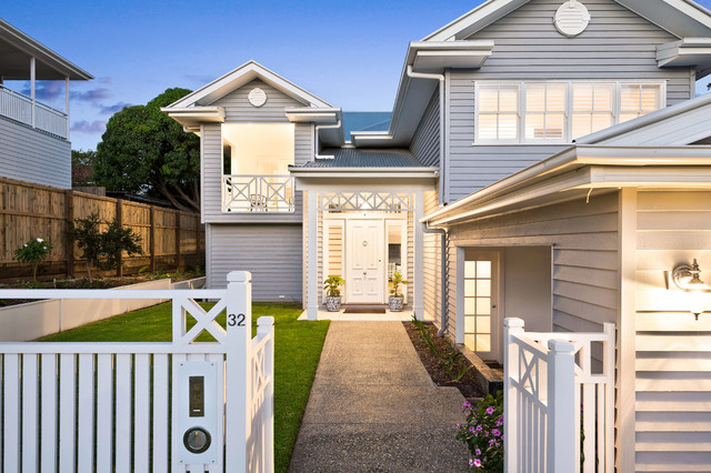 Classic Hamptons traditional-exterior
