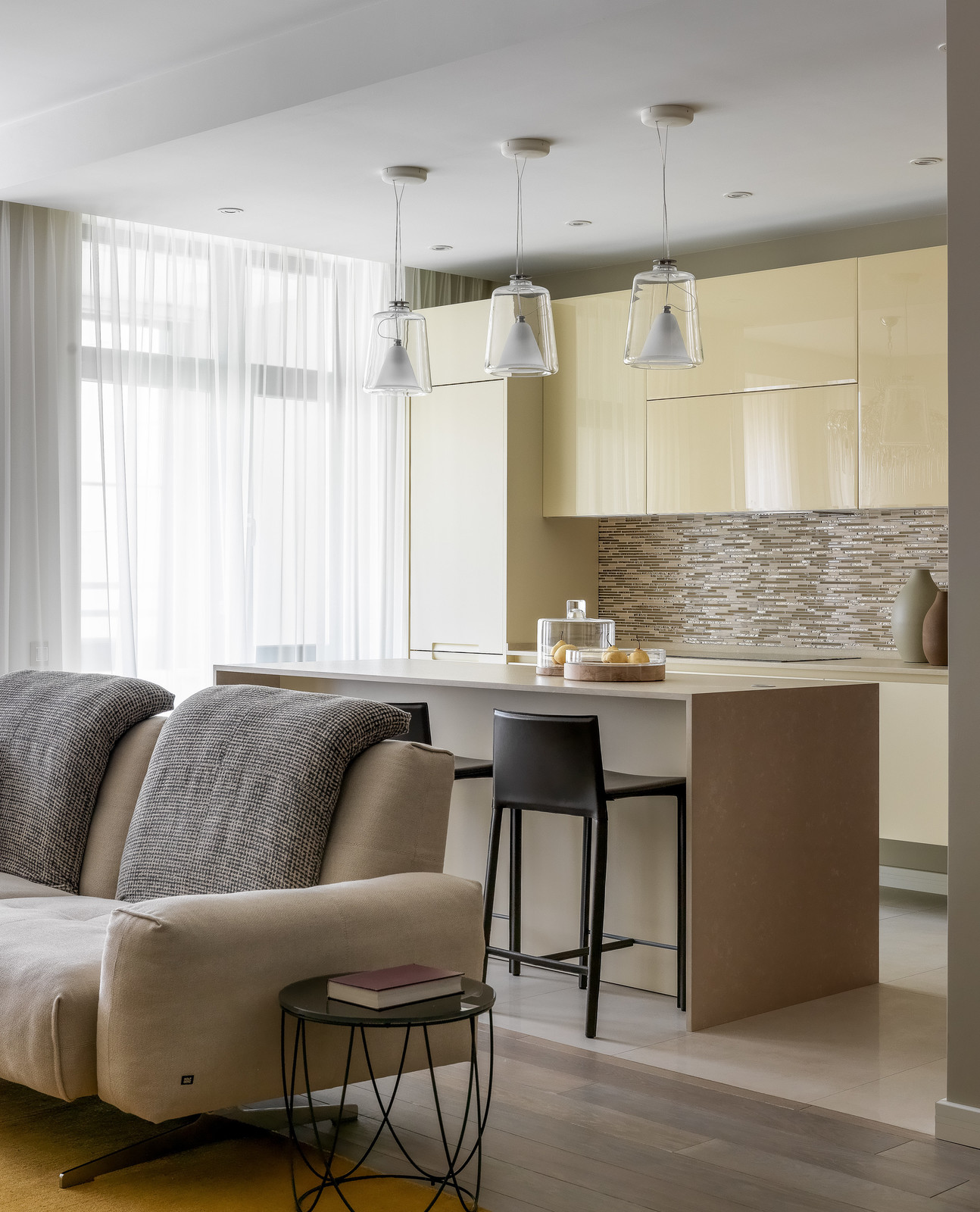 С ароматом лимона