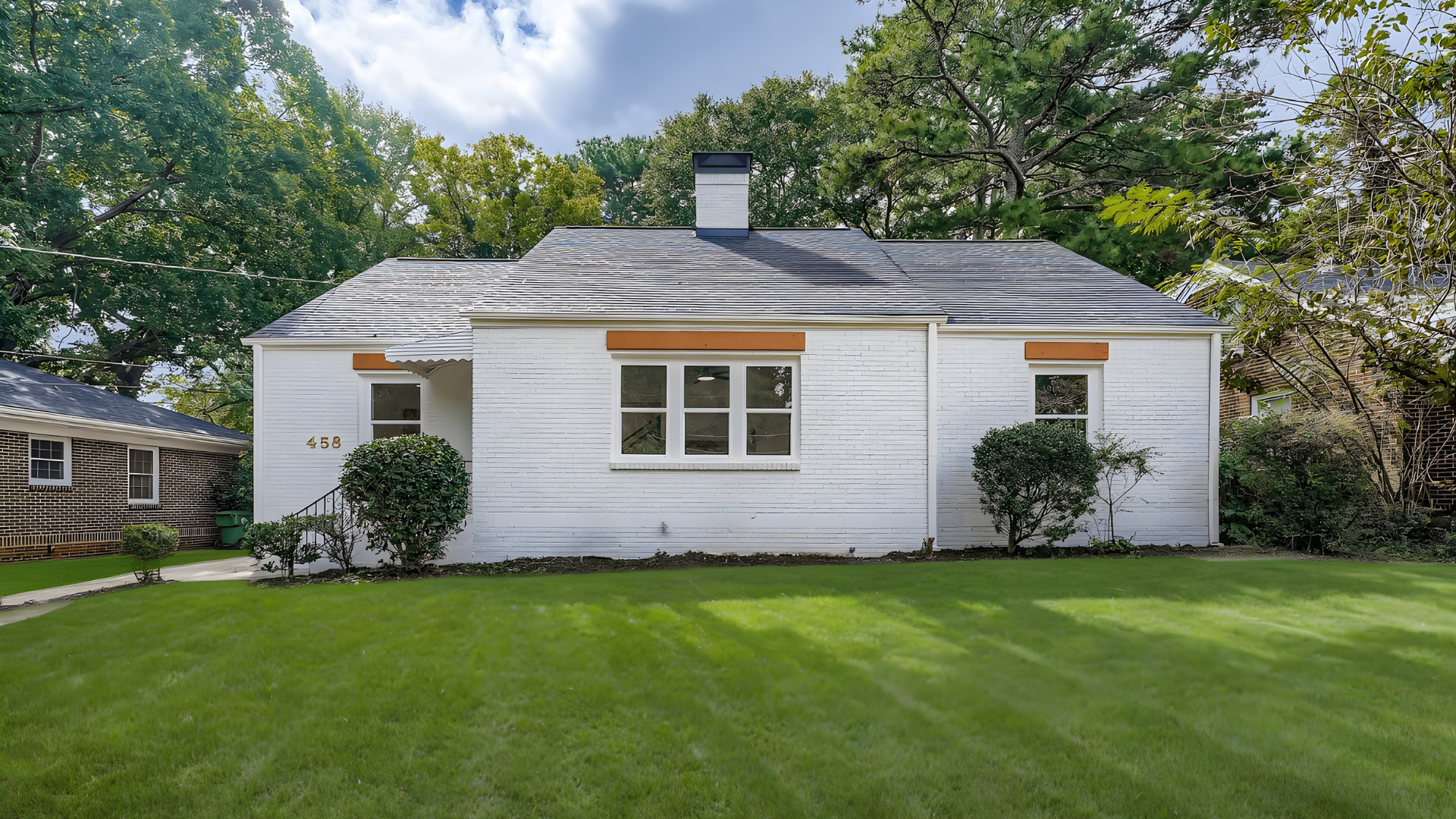 458 Shannon Residence